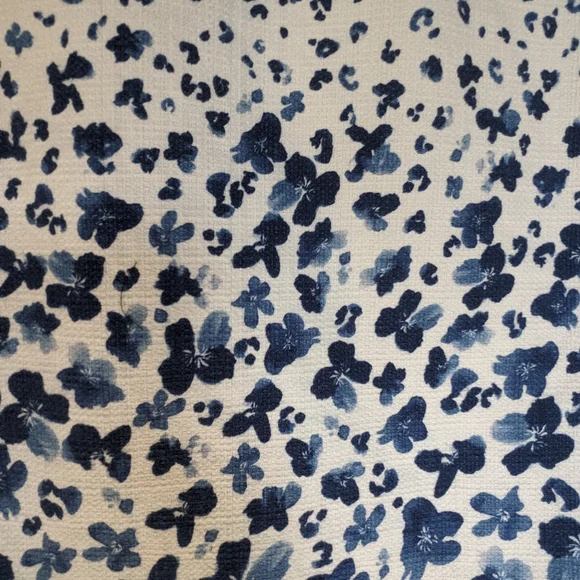 Banana Republic blue floral skirt - Picture 6 of 6